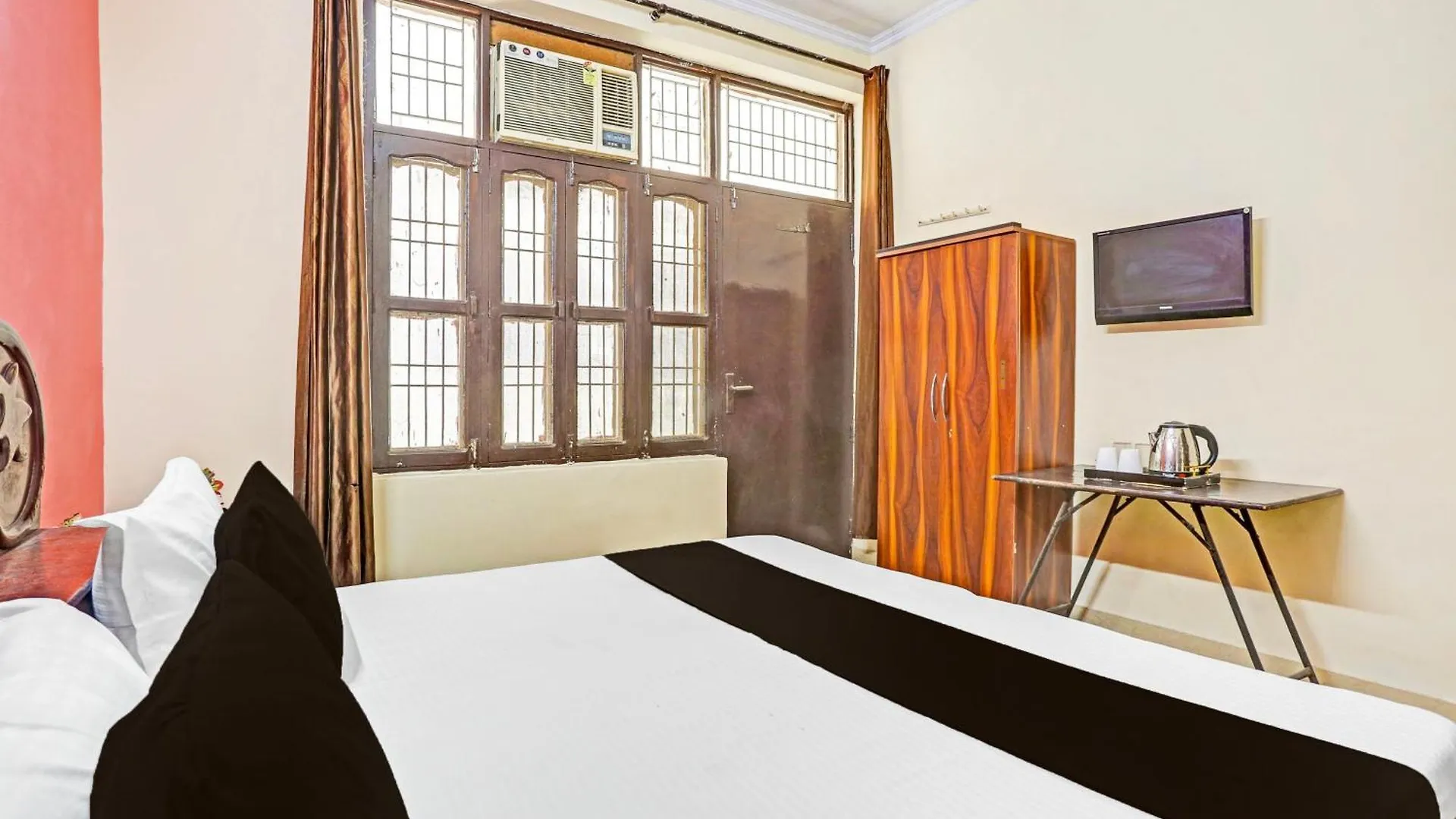 Hotel O Shubham Residency Gurgaon Indien